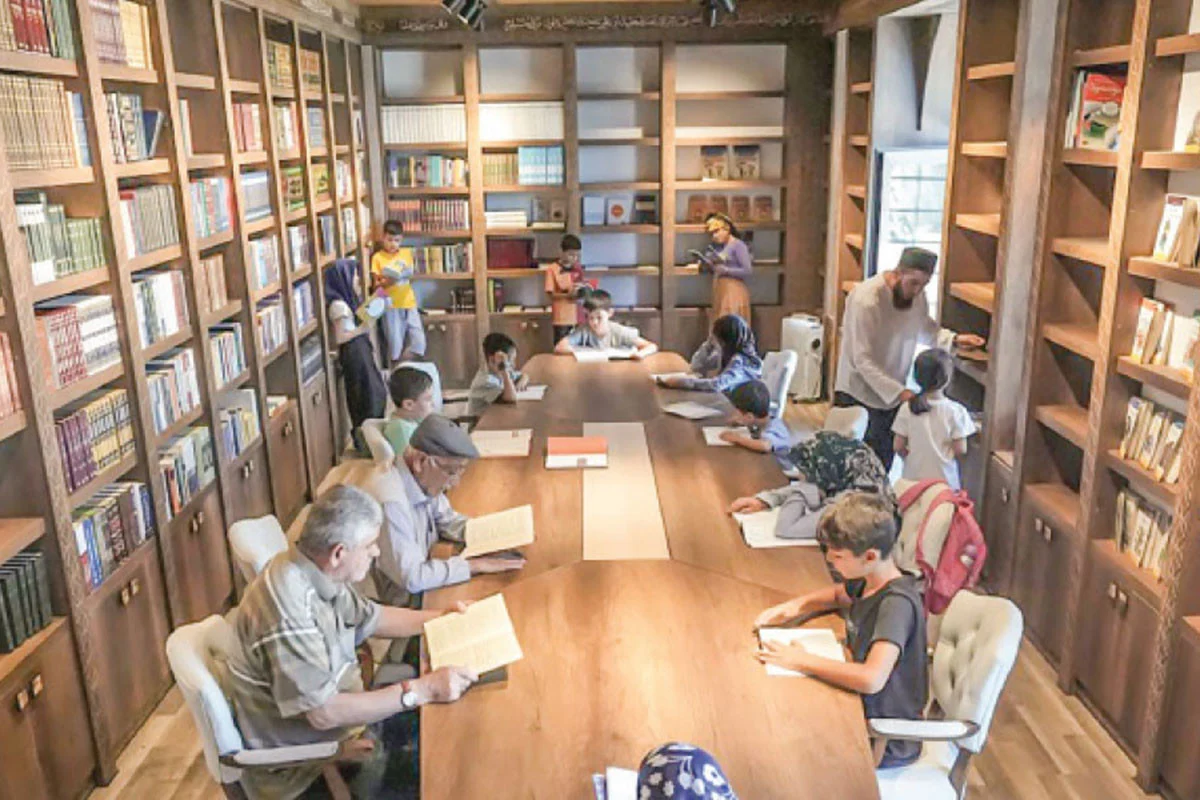 মসজিদভিত্তিক পাঠাগারে সমাজ বদলের স্বপ্ন